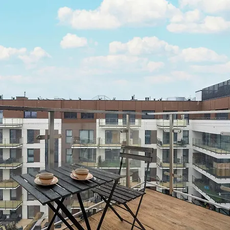 Modern Remote Work Close To The Malta By Renters Apartment *